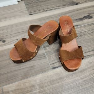 💚Avellini leather heels 💚